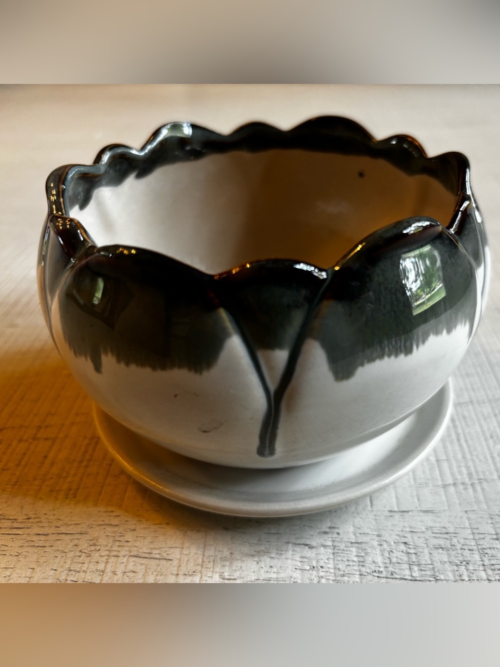 Ceramic Scalloped Planter Bowl in Shades of Green and White